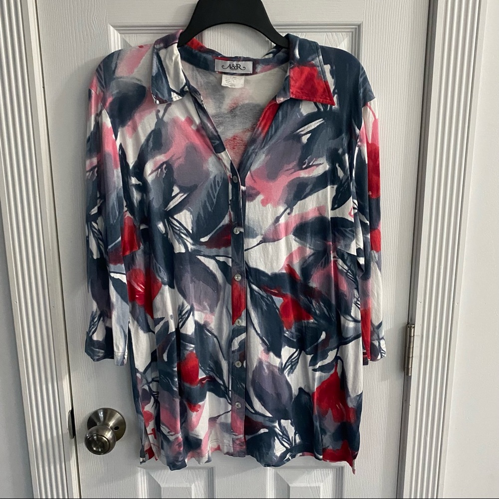 A & R Moden Women’s 3/4 Sleeve Button Front Blouse